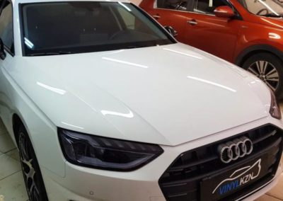 Audi A5 — забронировали капот полиуретановой пленкой фирмы Quantum PPF, забронировали лобовое и оклеили зеркала