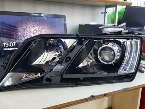 Skoda Octavia — установка светодиодных линз AOZOOM A5+