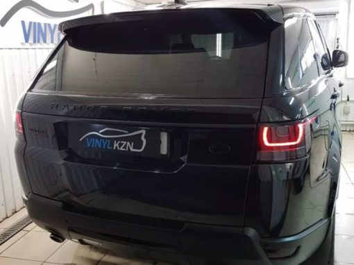 Полный антихром автомобиля Range Rover, покраска диска, забронировали и притемнили фары полиуретановой пленкой