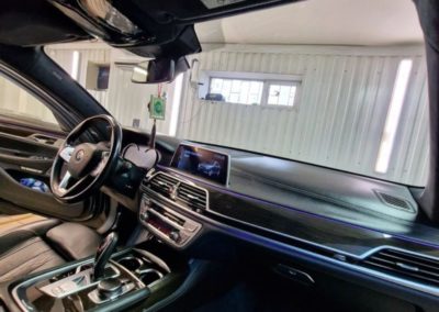 BMW 7 серии — затонировали лобовое стекло атермальной плёнкой Ultra Vision X-AIR