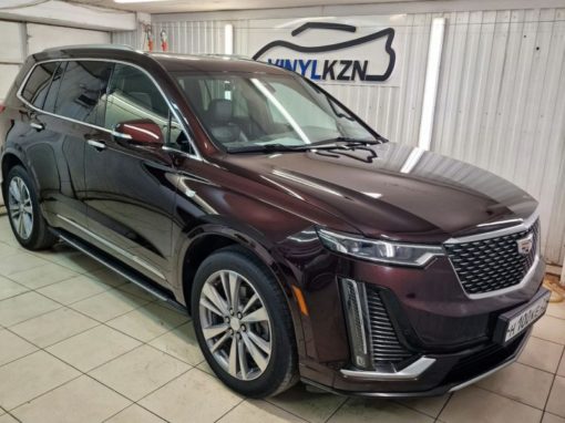 Cadillac XT6 — полировка и бронирование кузова, нанесения 2 слоев керамики
