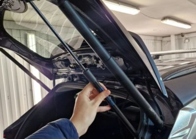 Hyundai Tucson — установили электропривод крышки багажника и защитную сетку в передний бампер