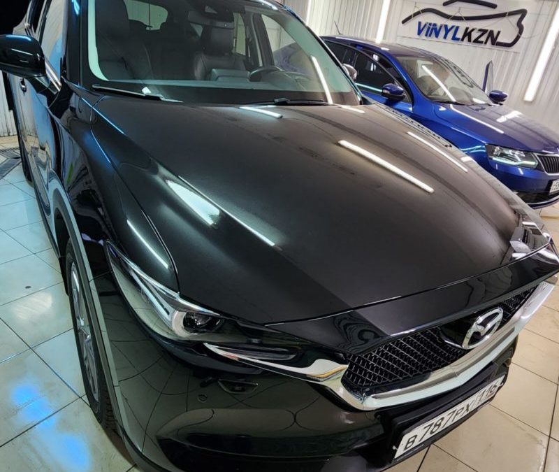 Mazda CX 5 — забронировали прозрачной полиуретановой плёнкой капот, фары и другие элементы