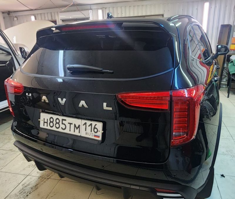 Haval Jolion — установили электропривод крышки багажника и дооснастили сенсором ноги