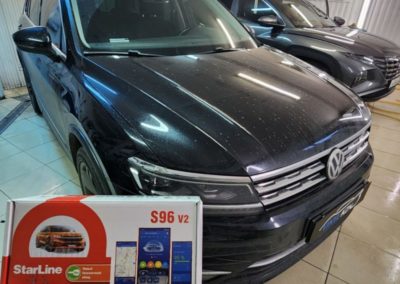 Volkswagen Tiguan —  установили охранный комплекс с автозапуском и управлением с телефона StarLine S96 GSM, тонировка стекол