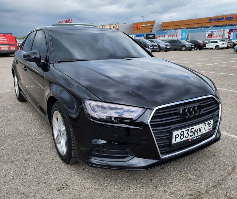 Audi A3 — выполнили полировку всего кузова, нанесли два слоя керамики
