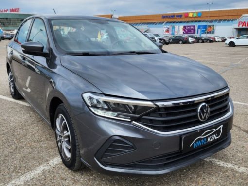 Volkswagen Polo — сделали полировку всего кузова автомобиля с нанесением керамики в два слоя