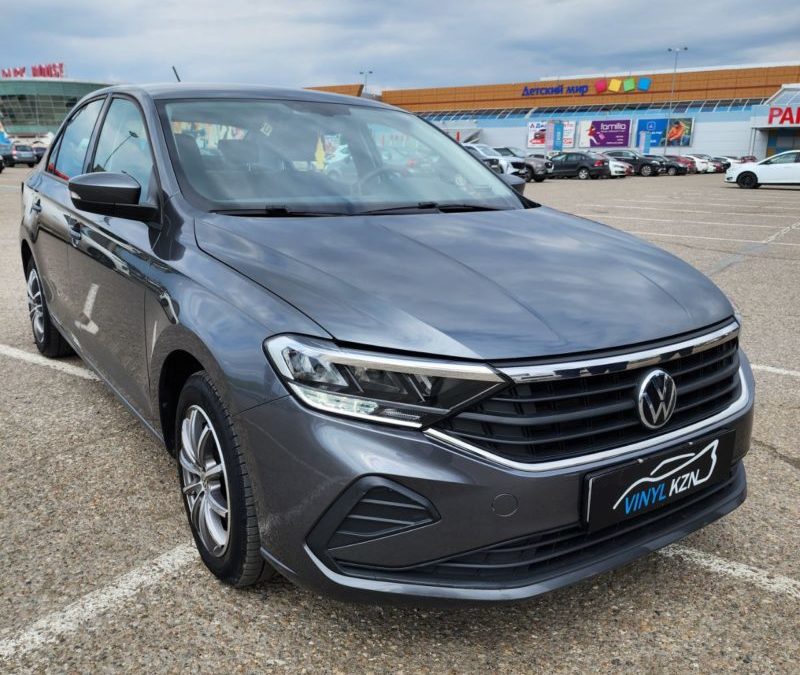 Volkswagen Polo — сделали полировку всего кузова автомобиля с нанесением керамики в два слоя