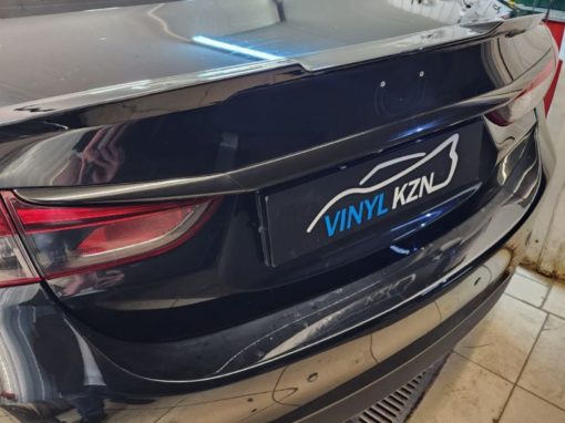 Mazda 6 — сделали антихром всех элементов кузова автомобиля и забронировали передние фары прозрачной полиуретановой плёнкой