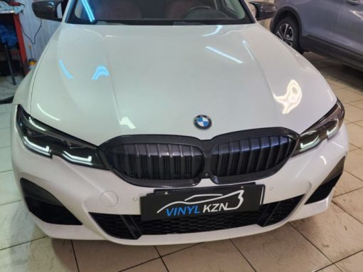 BMW 3 — притемнили фары полиуретановой плёнкой