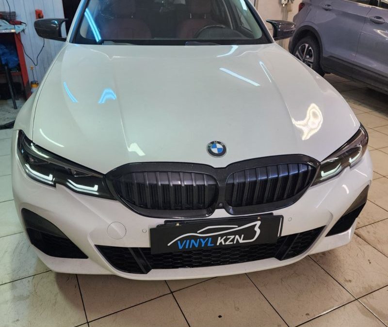 BMW 3 — притемнили фары полиуретановой плёнкой
