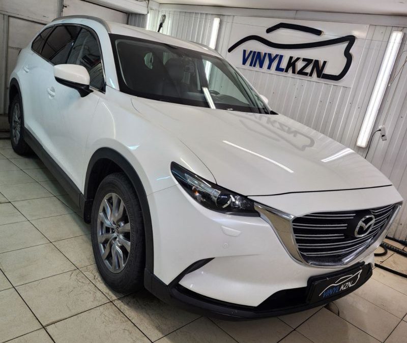 Mazda CX-9 — забронировали прозрачной полиуретановой плёнкой капот, фары и накладку у капота