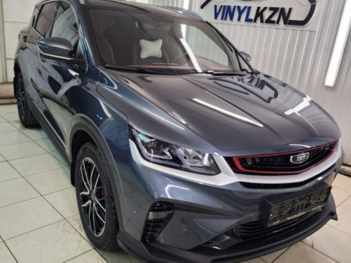 Geely Coolray — забронировали прозрачной полиуретановой плёнкой кузов и сделали тонировку