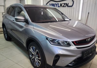 Geely Coolray — сделали комплексное бронирование кузова прозрачной полиуретановой плёнкой