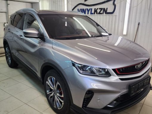 Geely Coolray — сделали комплексное бронирование кузова прозрачной полиуретановой плёнкой