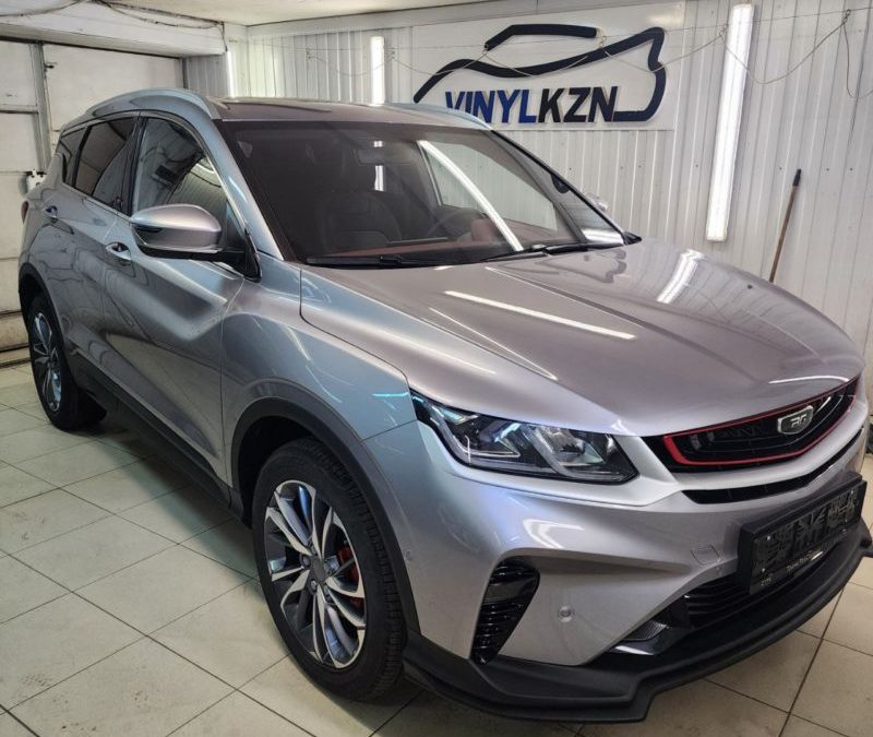 Geely Coolray — сделали комплексное бронирование кузова прозрачной полиуретановой плёнкой
