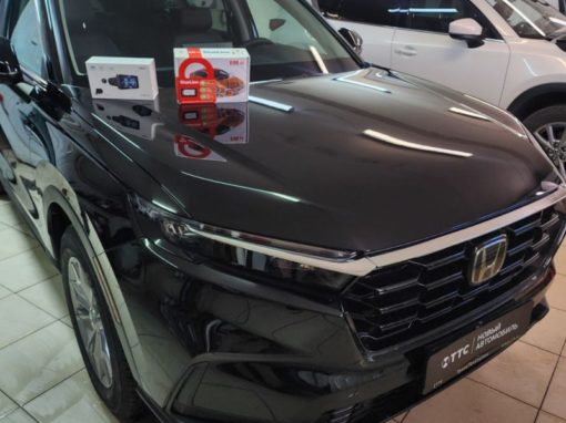 Honda CR-V — забронировали полиуретановой плёнкой капот, крылья, фары, часть крыши, установка StarLine E96 GSM GPS