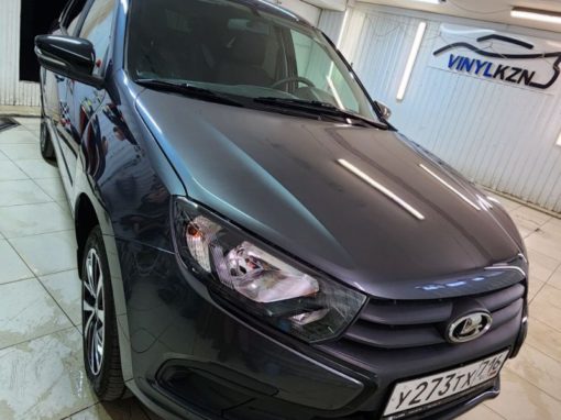 Lada Granta — бронирование прозрачной полиуретановой плёнкой кузова и тонировка