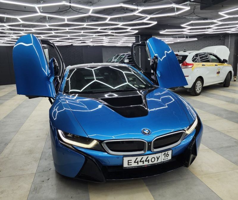 BMW i8 — была сделана русификация автомобиля
