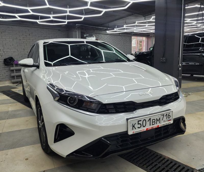 Kia K3 — забронировали полиуретановой плёнкой переднюю часть и все зоны риска повреждения автомобиля