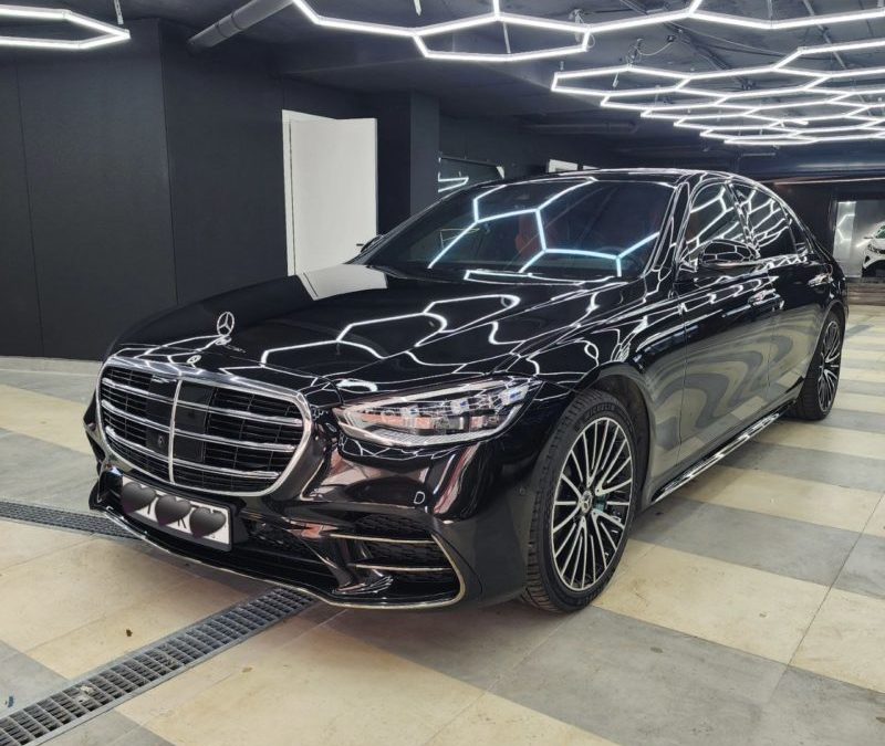 Mercedes Benz S-class W223 — полировка кузова автомобиля с нанесением керамики, ремонт вмятин без покраски