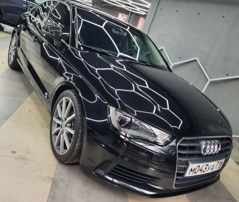 Полировка всего кузова автомобиля Audi A3 с нанесением керамики в два слоя