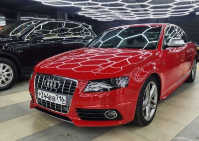 Auda A4 — забронировали капот и бампер после покраски полиуретановой плёнкой