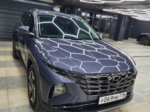 Hyundai Tucson — бронирование лобового стекла и кузова автомобиля