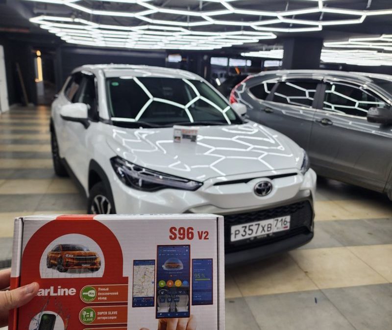 Toyota Frontlander — установка StarLine S96 GSM, зеркал с обогревом, подключение регистратора, бронирование и тонировка