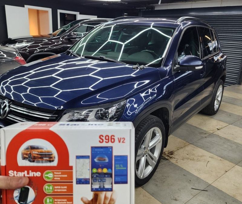 Volkswagen Tiguan — установили охранный комплекс с автозапуском и управлением с телефона StarLine S96 GSM
