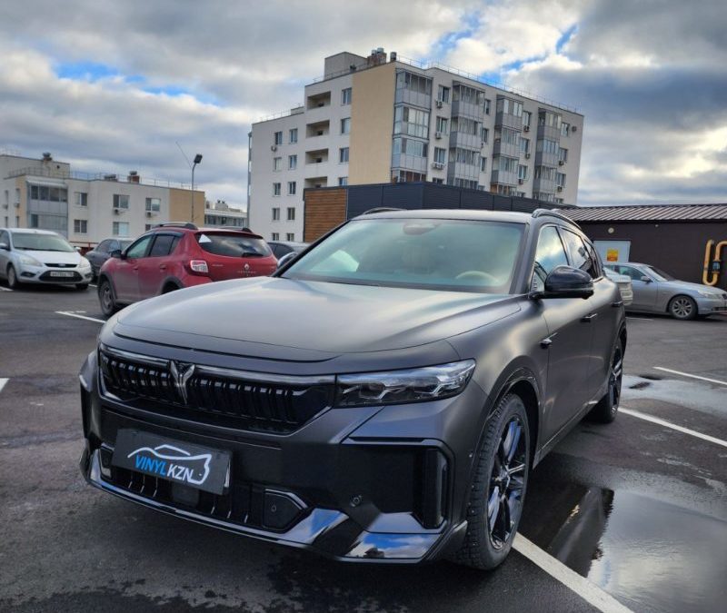 Voyah Free — бронирование кузова матовой пленкой, бронирование мониторов, шумоизоляция арок, установка «Tweaks»