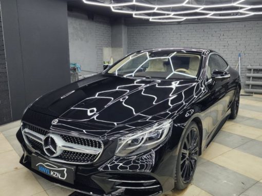 Mercedes S-Class Coupe — переклеили полиуретановой плёнкой капот, бампер, фары