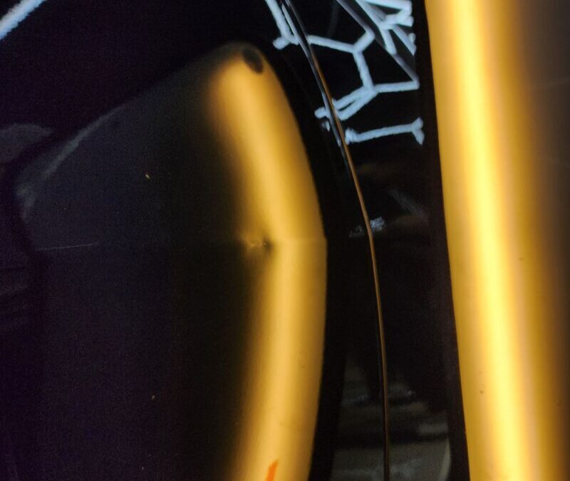 Toyota Rav 4 — ремонт небольшой вмятины без покраски на передней пассажирской двери