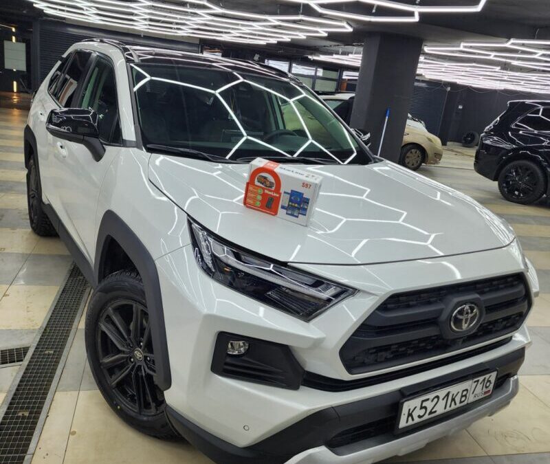 Toyota Rav4 — установили StarLine S97 GSM с GPS, тонировка стекол, бронирование капота и фар, защитная сетка
