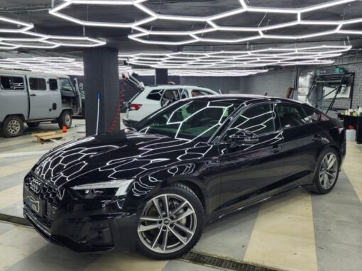 Audi A5 — полировка кузова и нанесение керамики, тонировка стекол атермальной пленкой