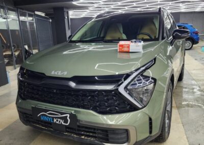 Kia Sportage — бронирование полиуретановой пленкой кузова, тонировка и установка StarLine S96 GSM