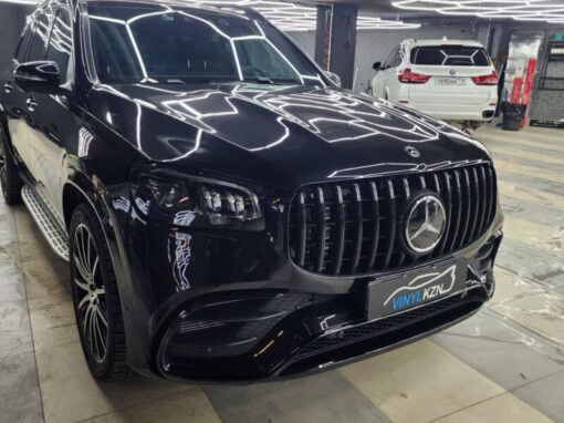 Mercedes GLS — оклеили передний бампер полиуретановой плёнкой