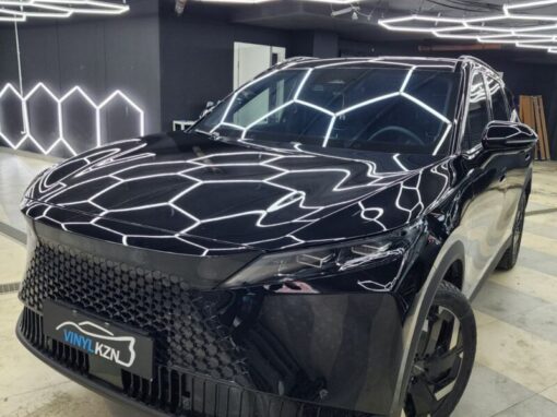 Комплексное бронирование кузова автомобиля Omoda C7, тонировка стекол, бронирование мониторов