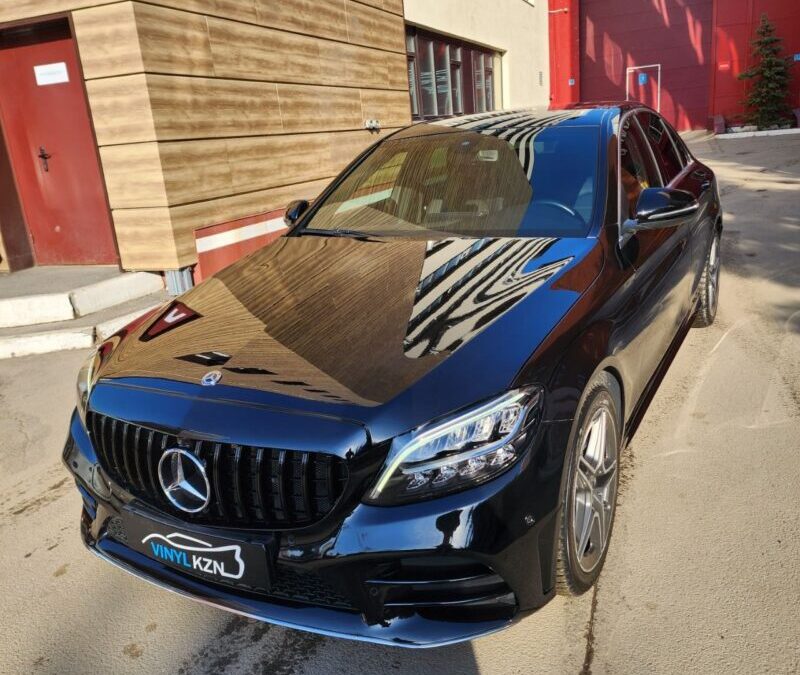 Mercedes C‑Class — полировка кузова и покрытие керамикой, химчистка салона авто