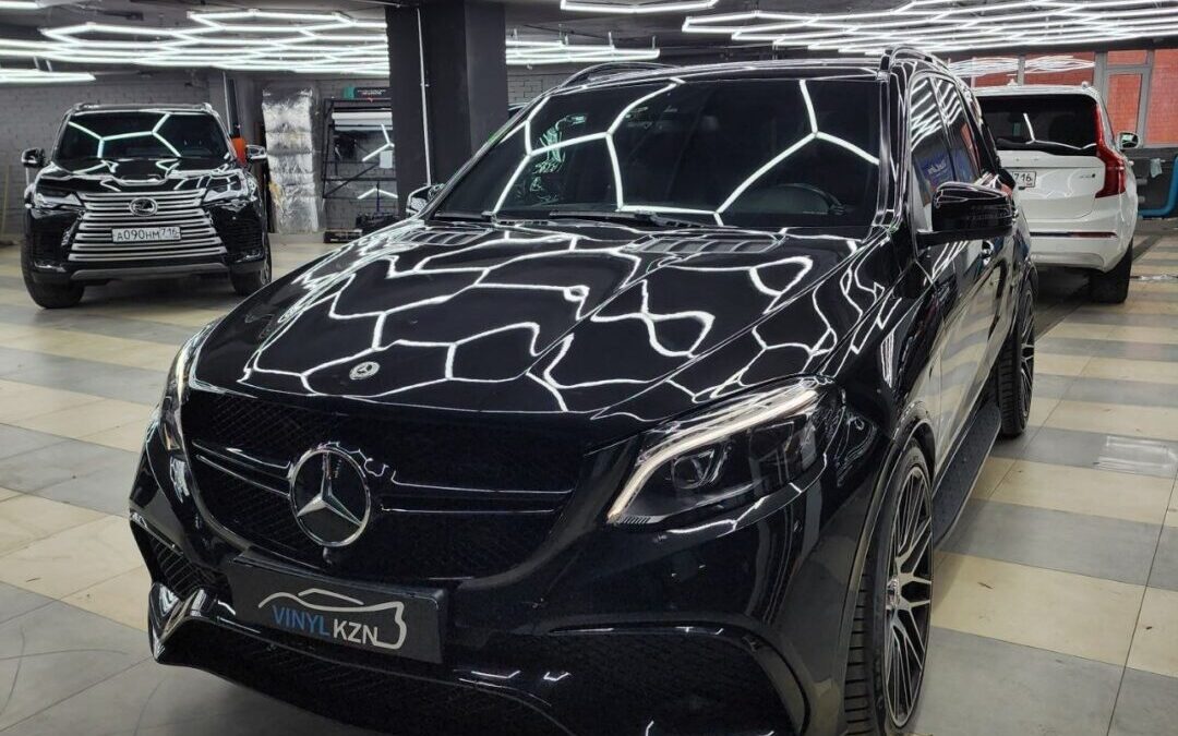 Mercedes‑Benz GLE — полировка кузова и нанесение керамики, химчистка салона