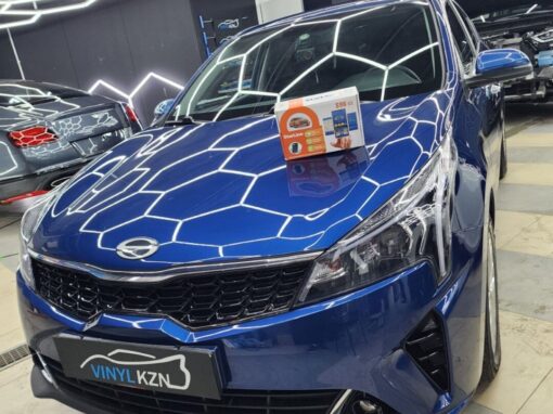 Установка StarLine S96 GSM Eco на автомобиль Kia Rio и бронирование лобового стекла