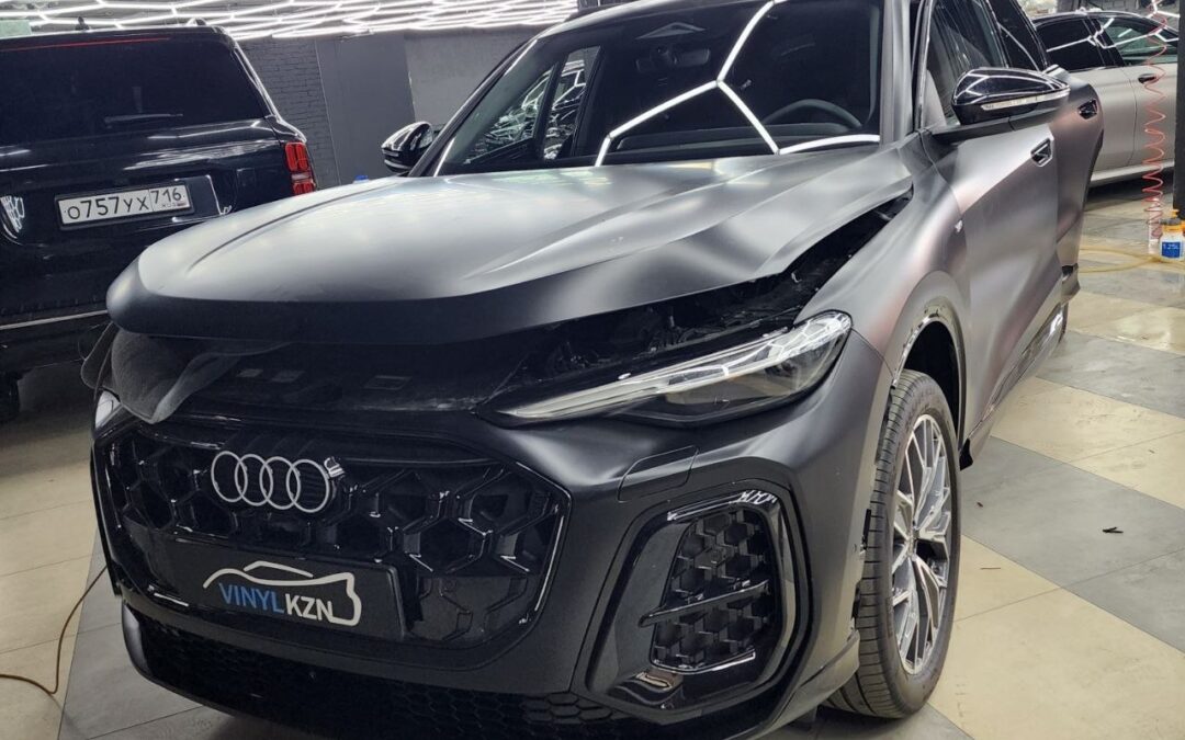 Audi Q5 — установили бесштыревые доводчики дверей