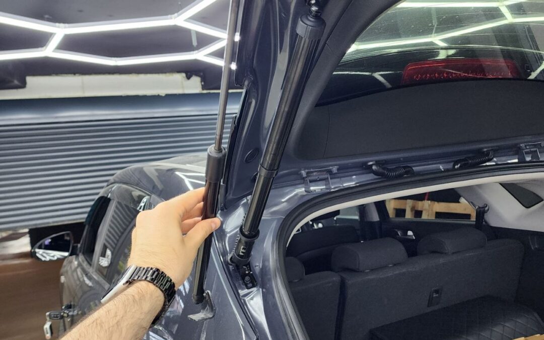 Hyundai Tucson — установка электропривода крышки багажника