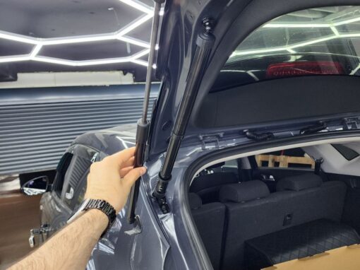 Hyundai Tucson — установка электропривода крышки багажника