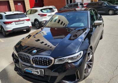 BMW 3 G20 — демонтаж пленки, ремонт вмятины, чистка кузова, керамика