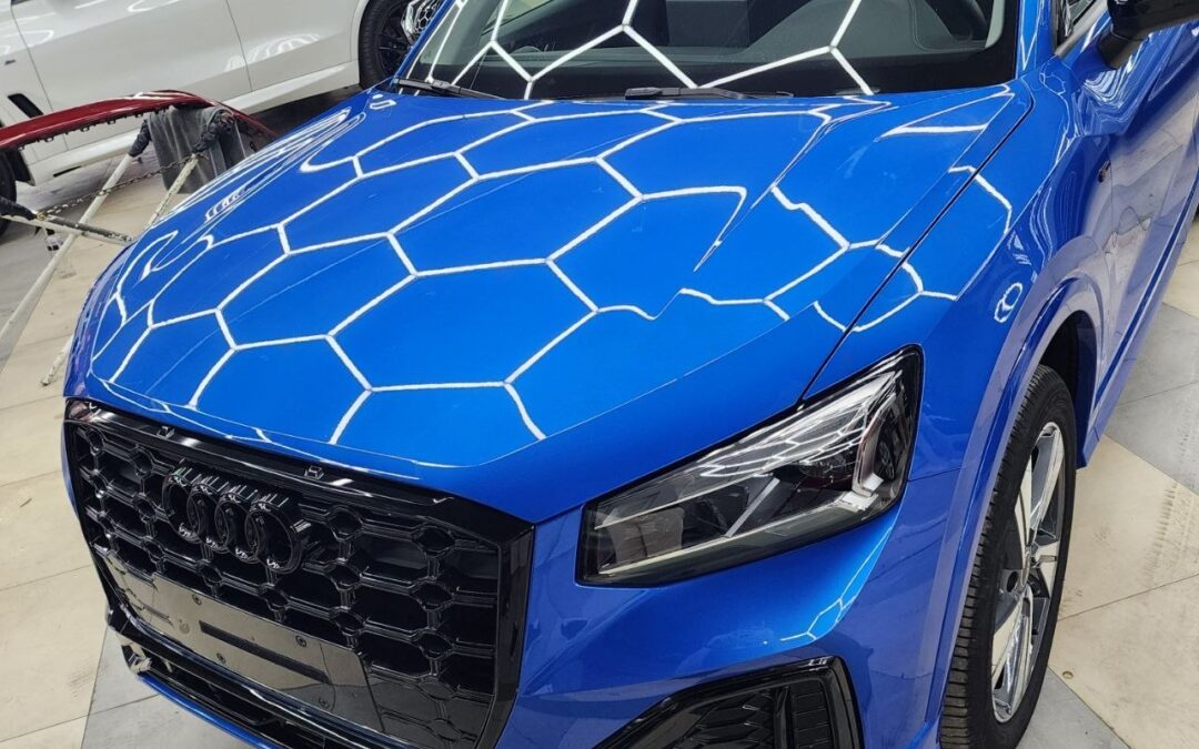 Audi Q2L —  полировка и бронирование кузова, антихром