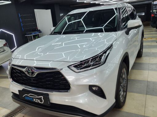 Toyota Highlander — бронирование зон риска полиуретановой пленкой