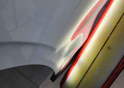 Ремонт вмятины без покраски на дверях автомобиля Belgee X50