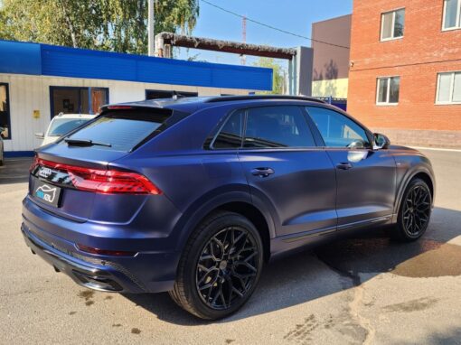 Audi Q8 — бронирование кузова матовой полиуретановой пленкой